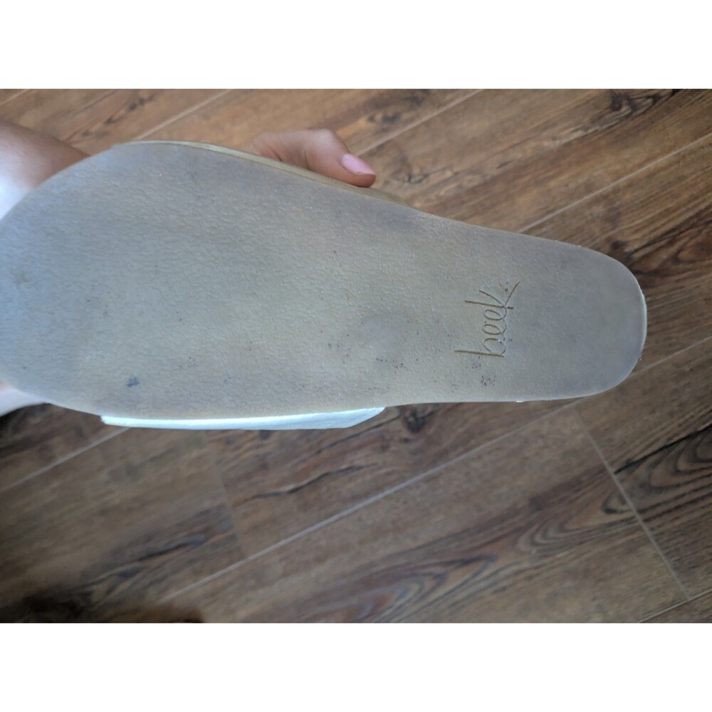 BEEK LADIES PELICAN PLATFORM METALLIC PLATINUM SLIDES 9 - Picture 6 of 8